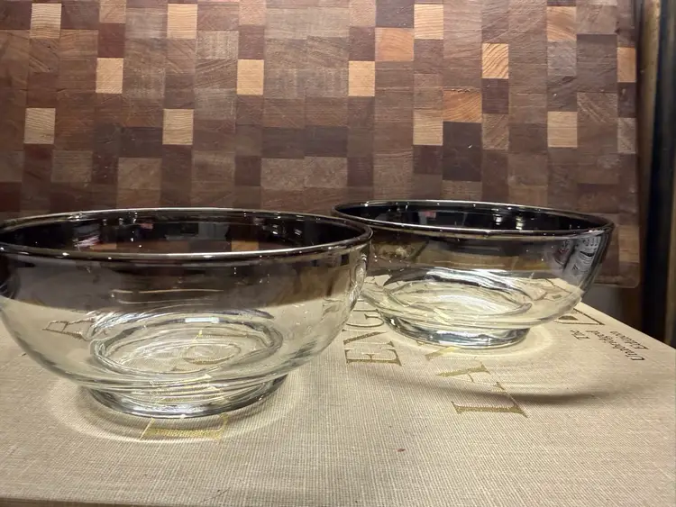 Set of 2 Vintage Dorothy Thorpe Silver Rim Glass Finger Bowls