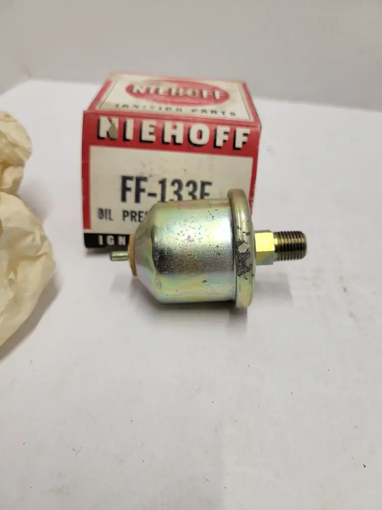 1966 - 1977 FORD BRONCO MUSTANG OIL PRESSURE SWITCH Ff-133e Ff133e