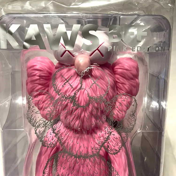 Kaws Medicom Open Edition 2018 Pink Edition BFF Statue Sculpture Figure SEALED
