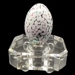 3469-Vintage Pele’s Art Glass, Egg Shaped Paper Weight