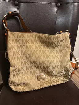 Michael Kors Signature Valley Hobo Bag