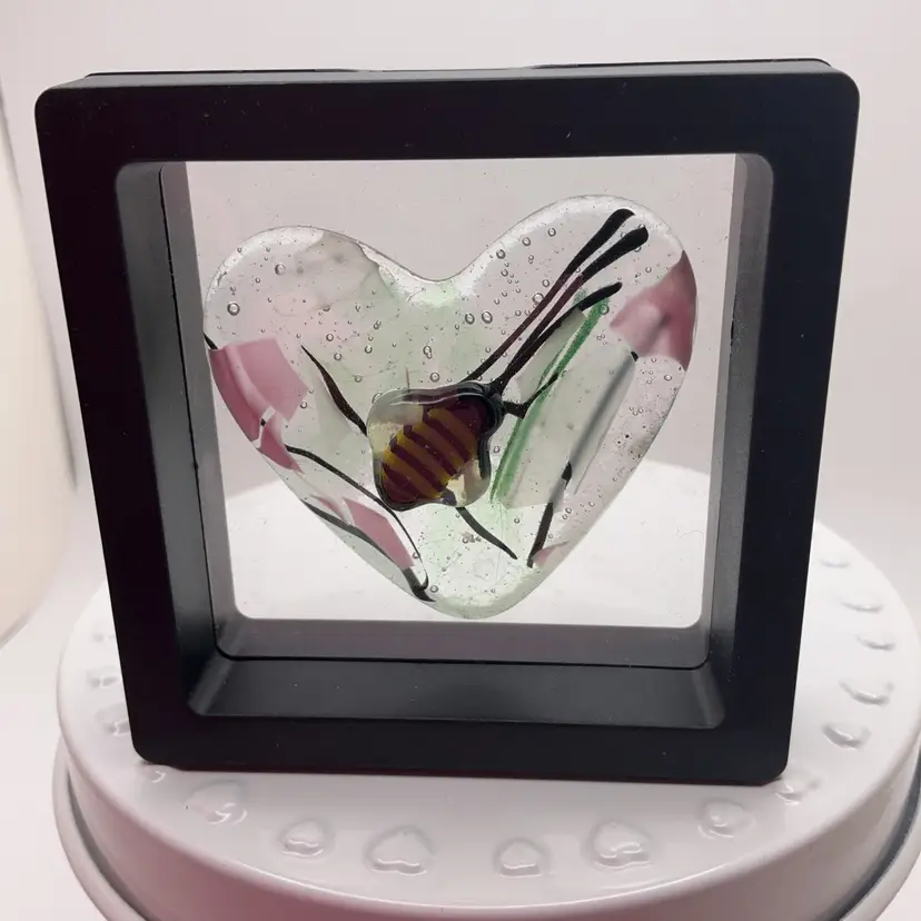 Made by Me! Fused Glass Pocket Heart Bee 1.75" Handcrafted Studio Art