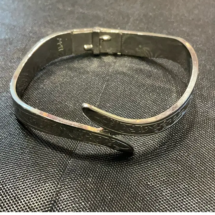 Hobe Clamper Bracelet