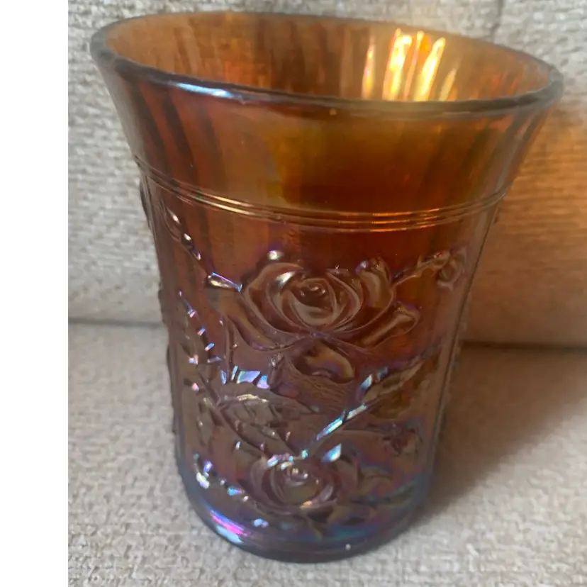 018 Carnival Glass Tumbler Rose Pattern