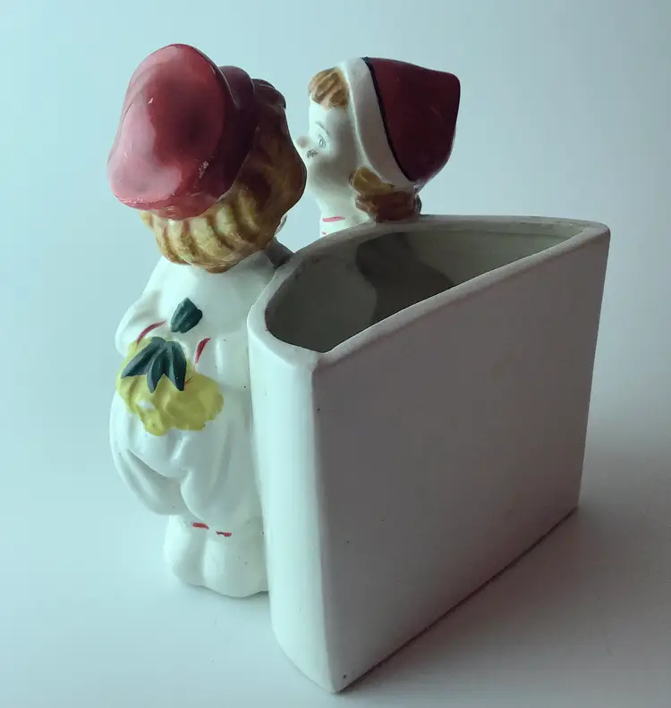 1960s Ceramic Valentine Couples, Hummels