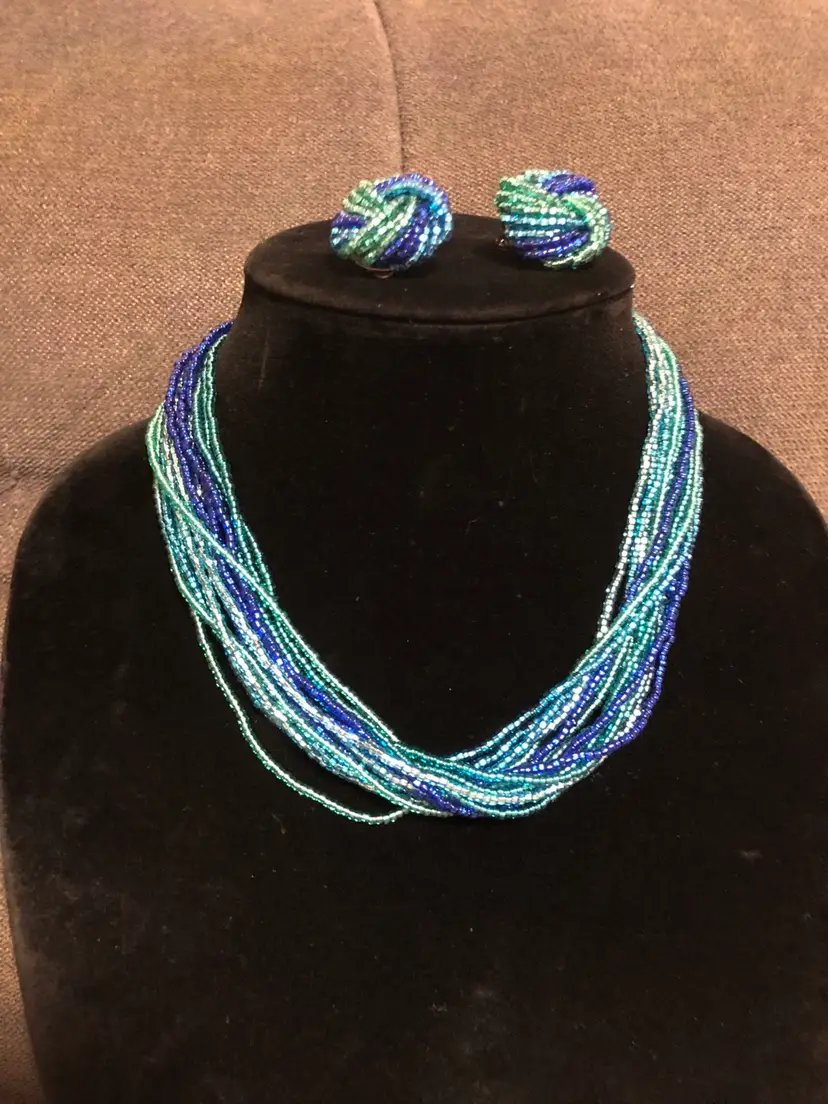 Vintage LR Lady Remington Multi-Strand Beaded Necklace & Clip-On Earring Set