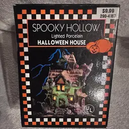 Vintage 1996 Spooky Hollow Lighted Porcelain Halloween House Plug In