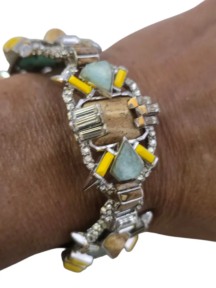 Blingy Rhinestone And Glass Bangle Bracelet (A9094)