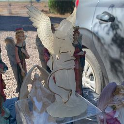 #05 - Angel Figurine On Screen