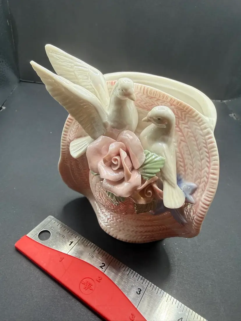 Hat Peace Dove Wall Pocket