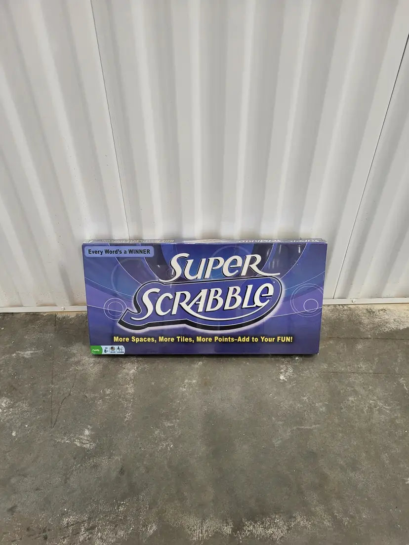 Super Scrabble 2011 Board Game 200 Wood Tiles 441 Spaces New Sealed