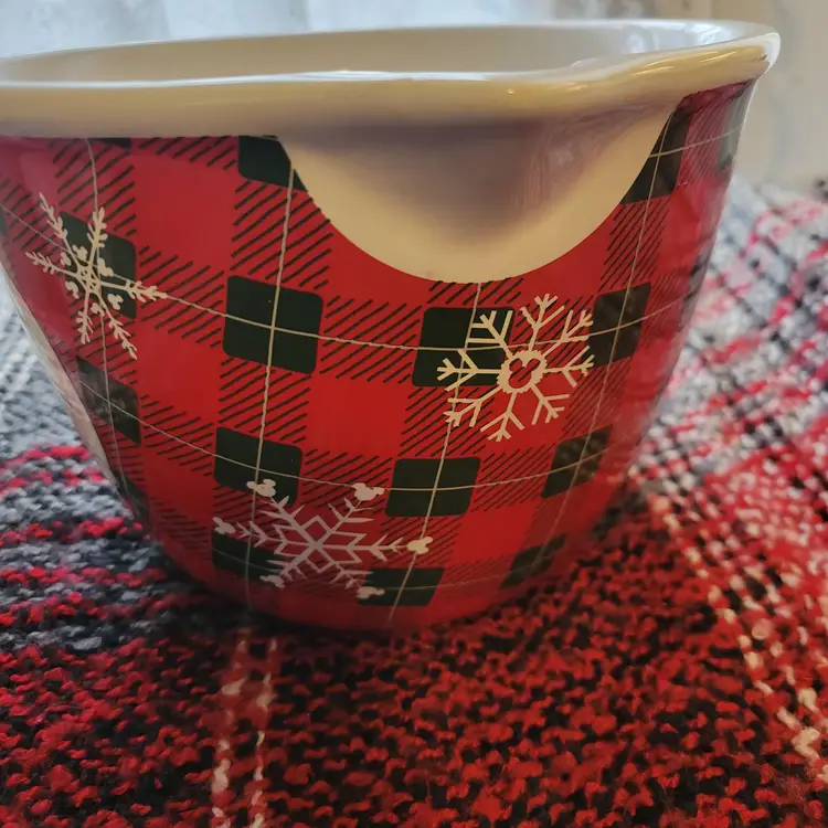 Disney Mickey Mouse / Minnie Batter Bowl 10 Cup New