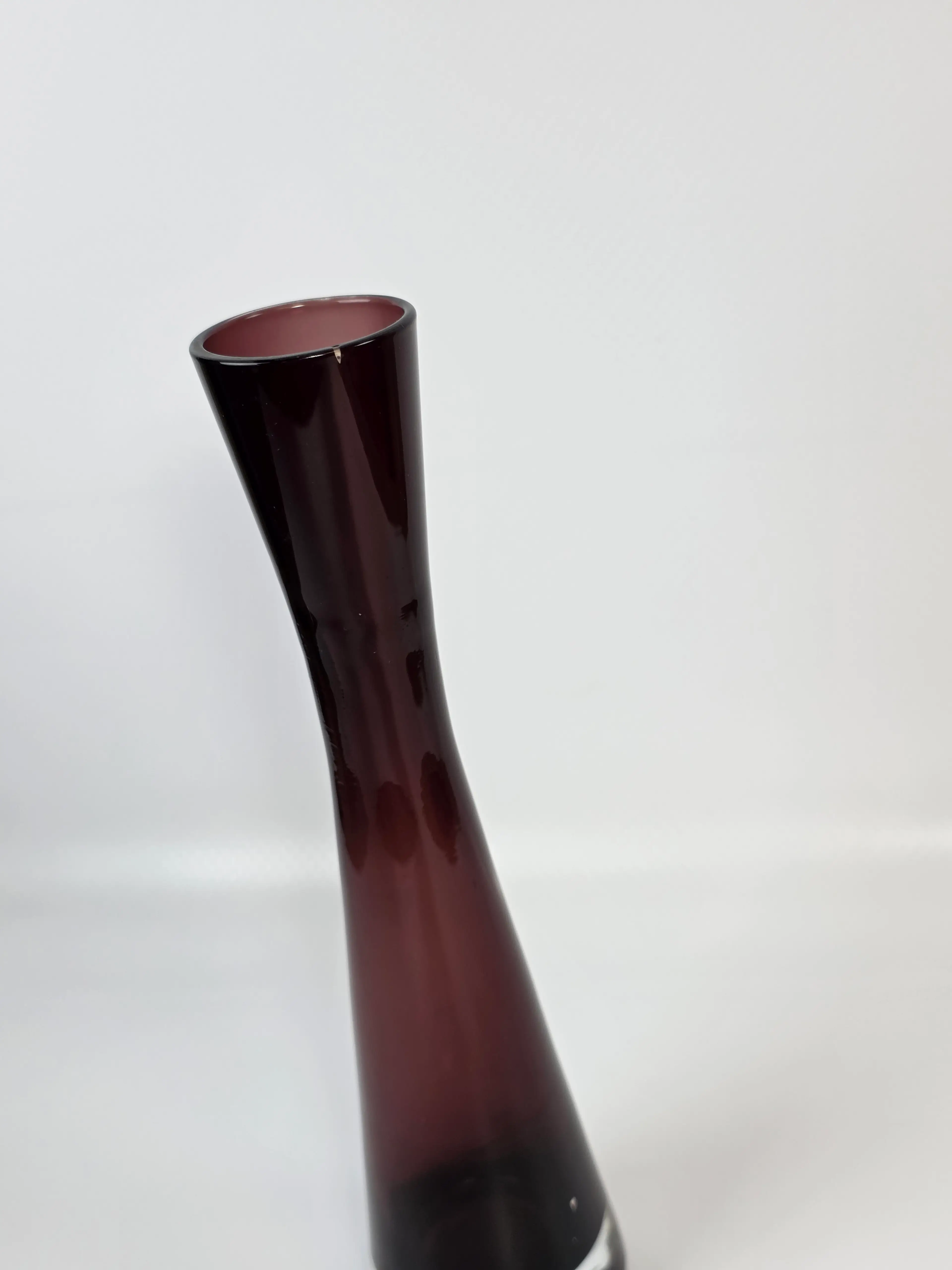 Image 2 of 6