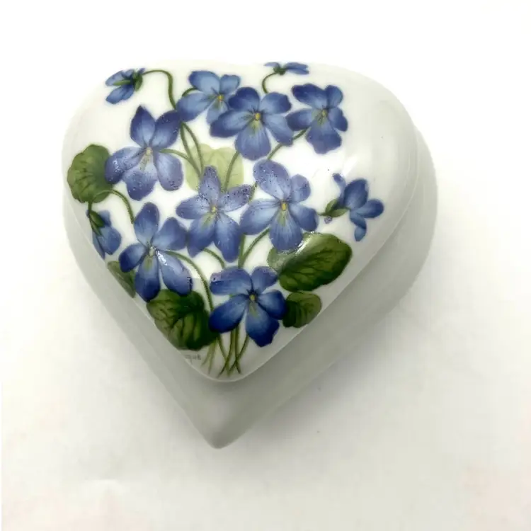 BIN - Limoges France Porcelain Heart Trinket Box With Violets