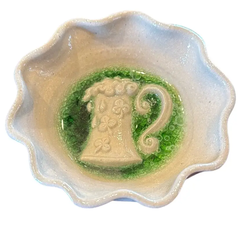 Last Kiln Salmon Falls Pottery St. Patrick’s Day Beer Stein Lucky Clovers Trinket Dish Bowl 3.5” Diameter