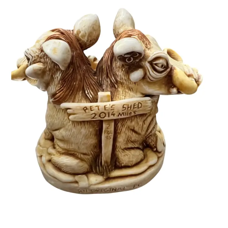 HARMONY KINGDOM “MUD BATH”