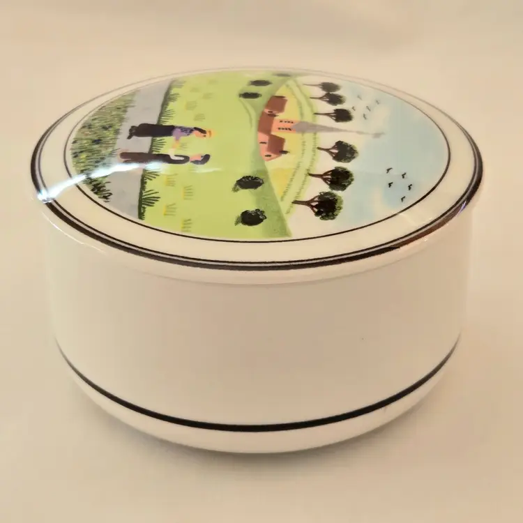 Trinket Box Country Neighbors Villeroy & Boch Church Luxembourg Design Naif 3" Diameter Approximately Signed