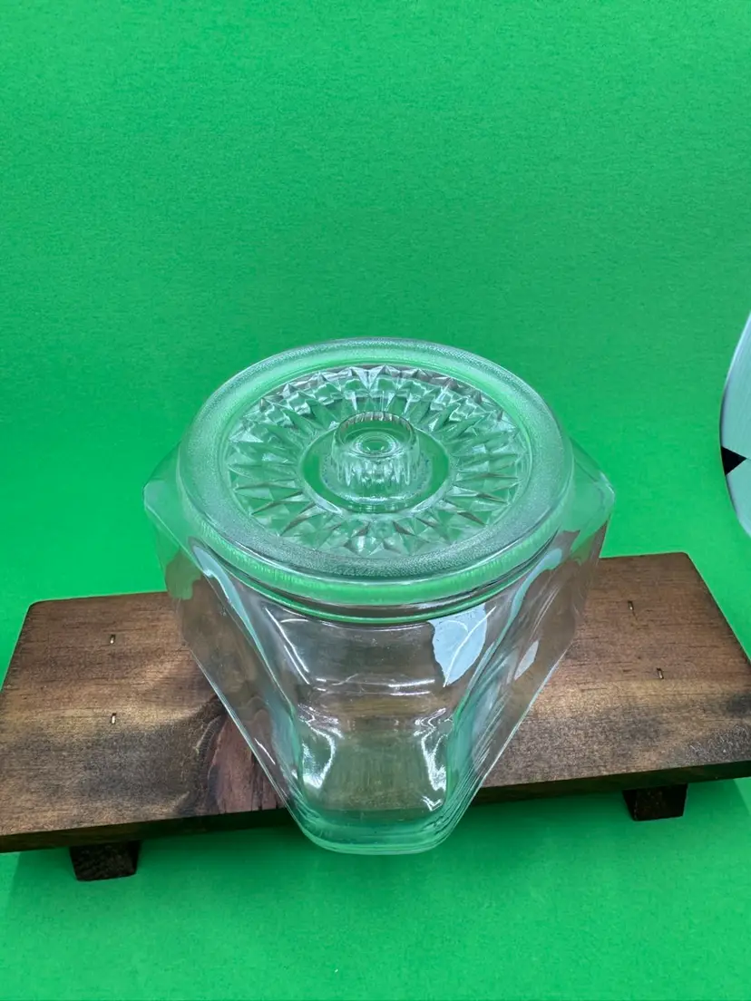 Scurlock Glass Cannister