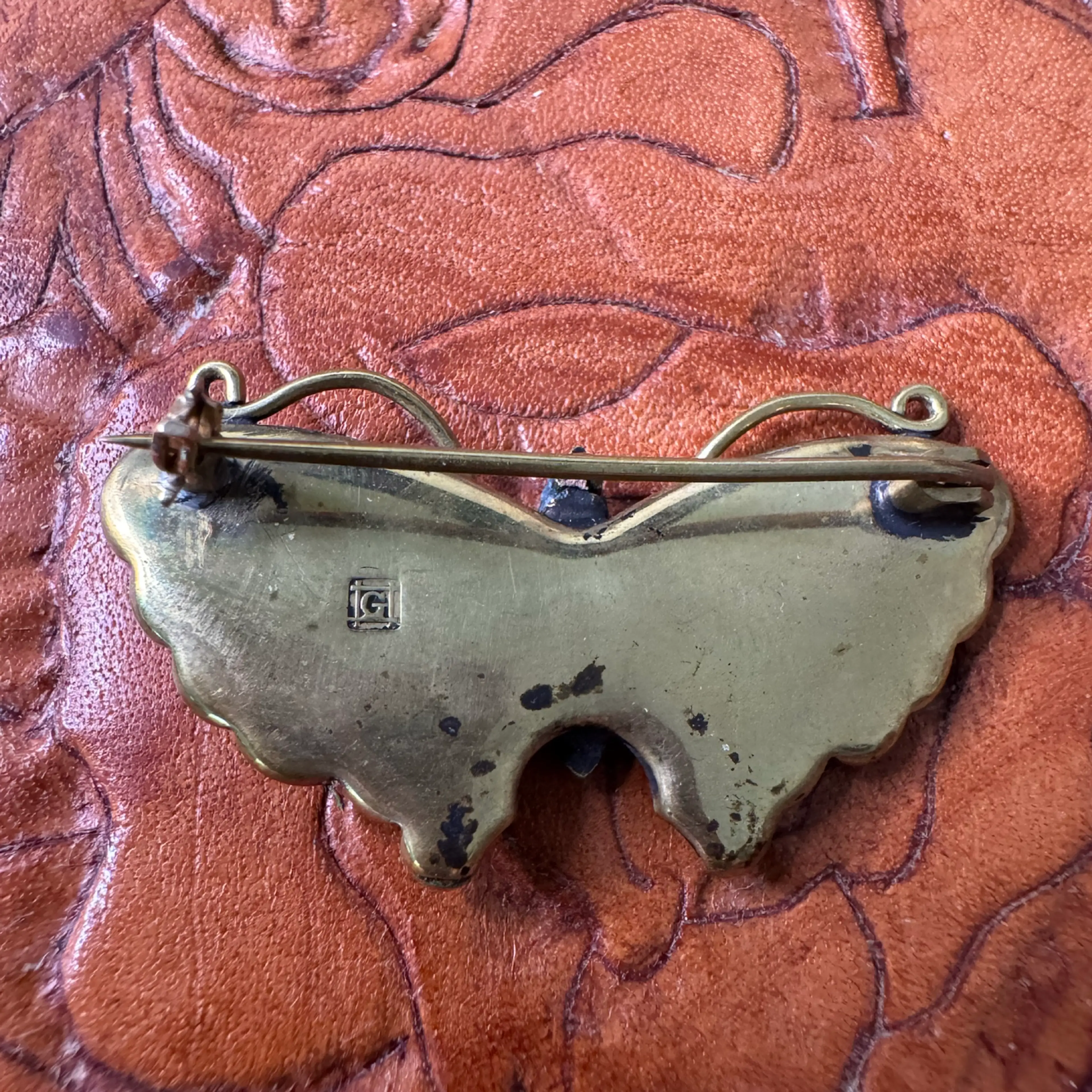 Image 2 of 4