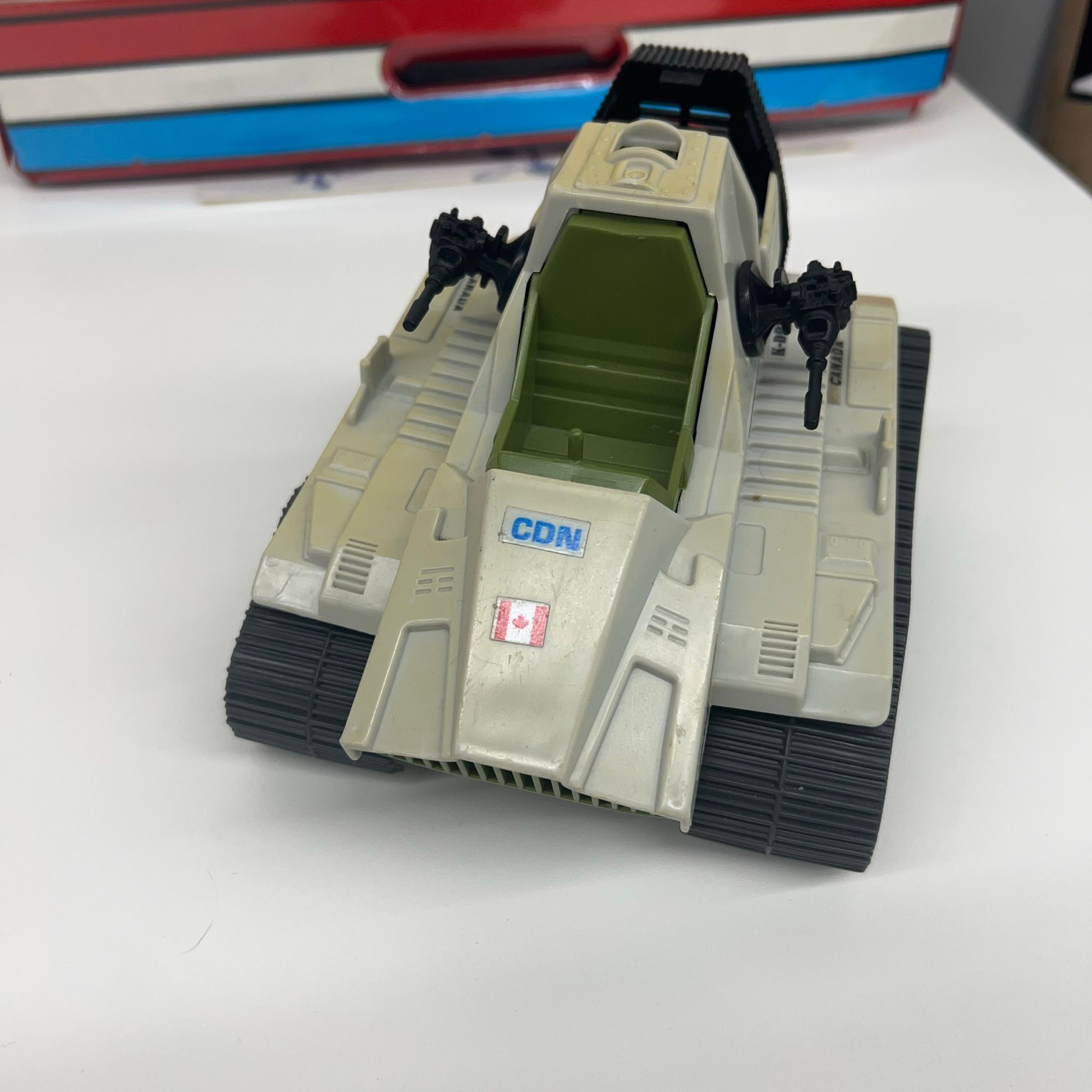 TOMAHAWK TOYS