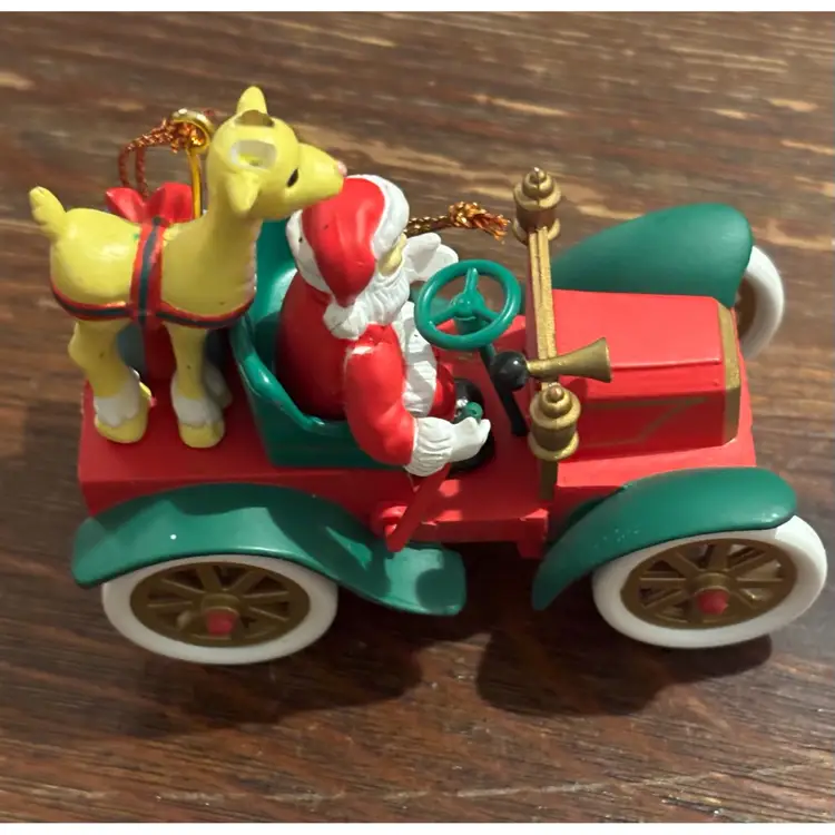 Vintage National Rennoc 1991 Santa Claus in an old Jalopy Christmas Ornament
