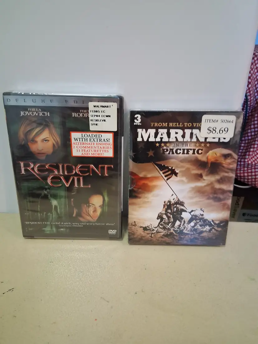 Resident Evil Deluxe Edition & Marines Pacific DVD Set