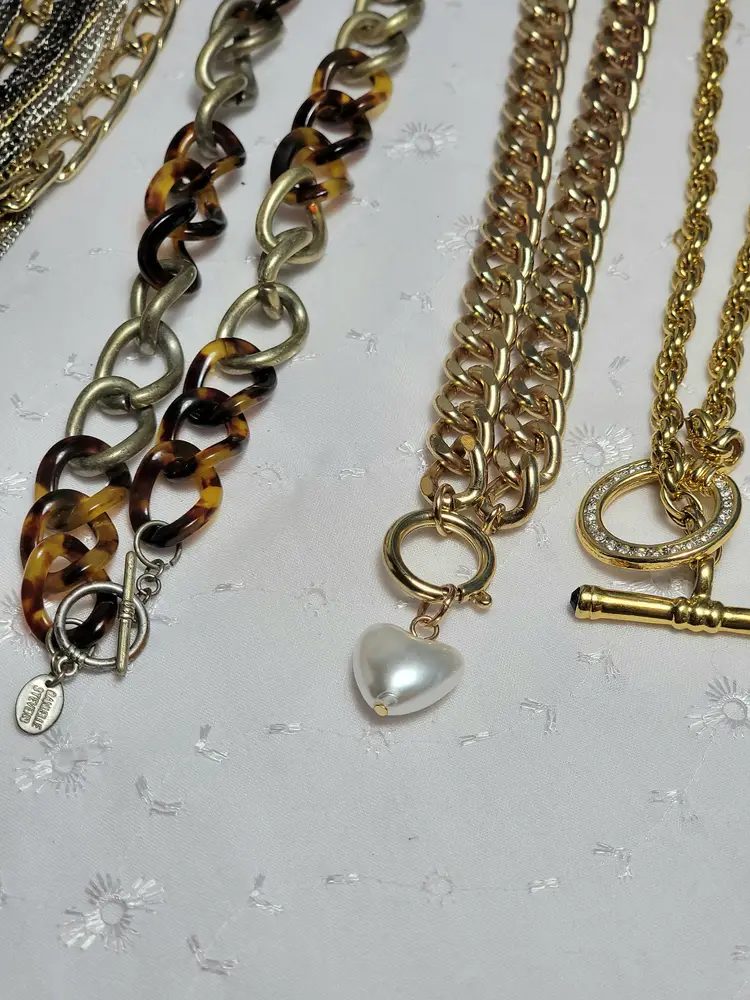 1 pound Lot of chain necklaces with heart charms and bracelet