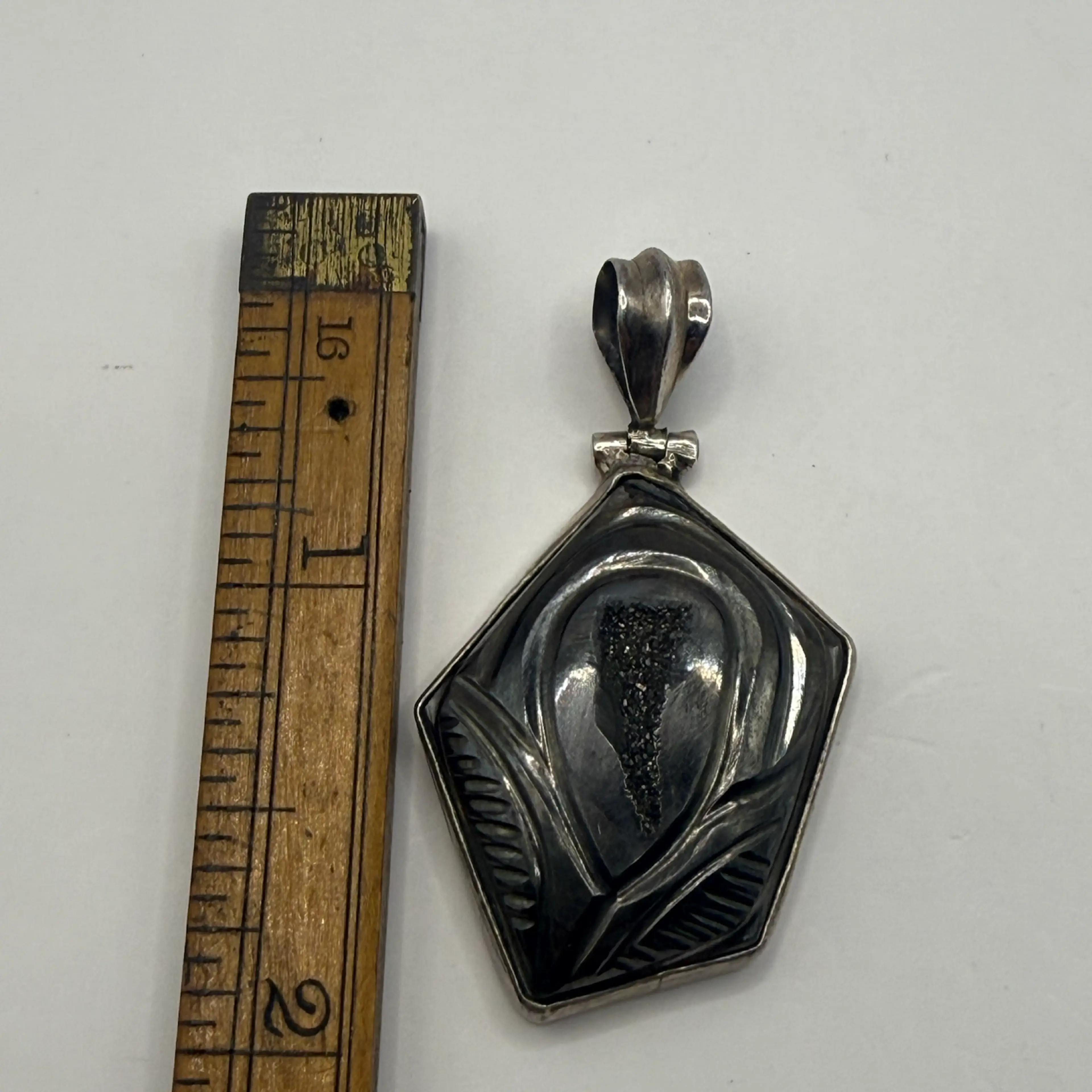 Image 4 of 4