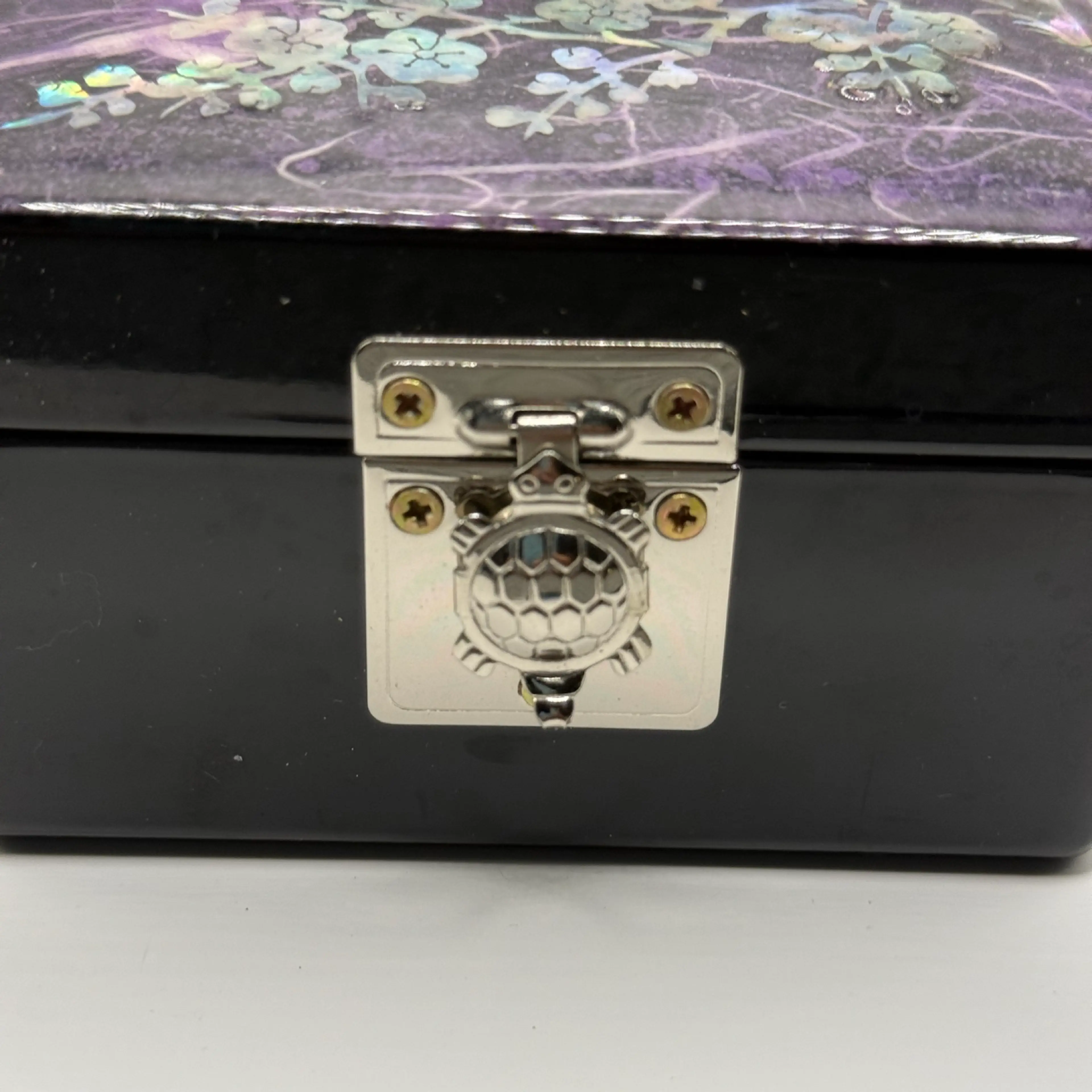 Image 4 of 4