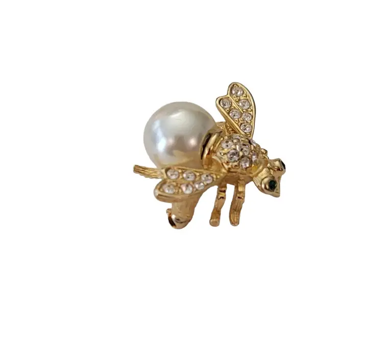 Joan Rivers XV Classic Collection Gold Tone Rhinestone Bee Fly Pin, Signed E641