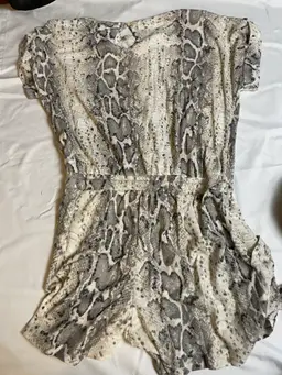 Lot of 4 Cherish Gray Snakeskin Pattern Rompers Short Sleeve Short Outfits