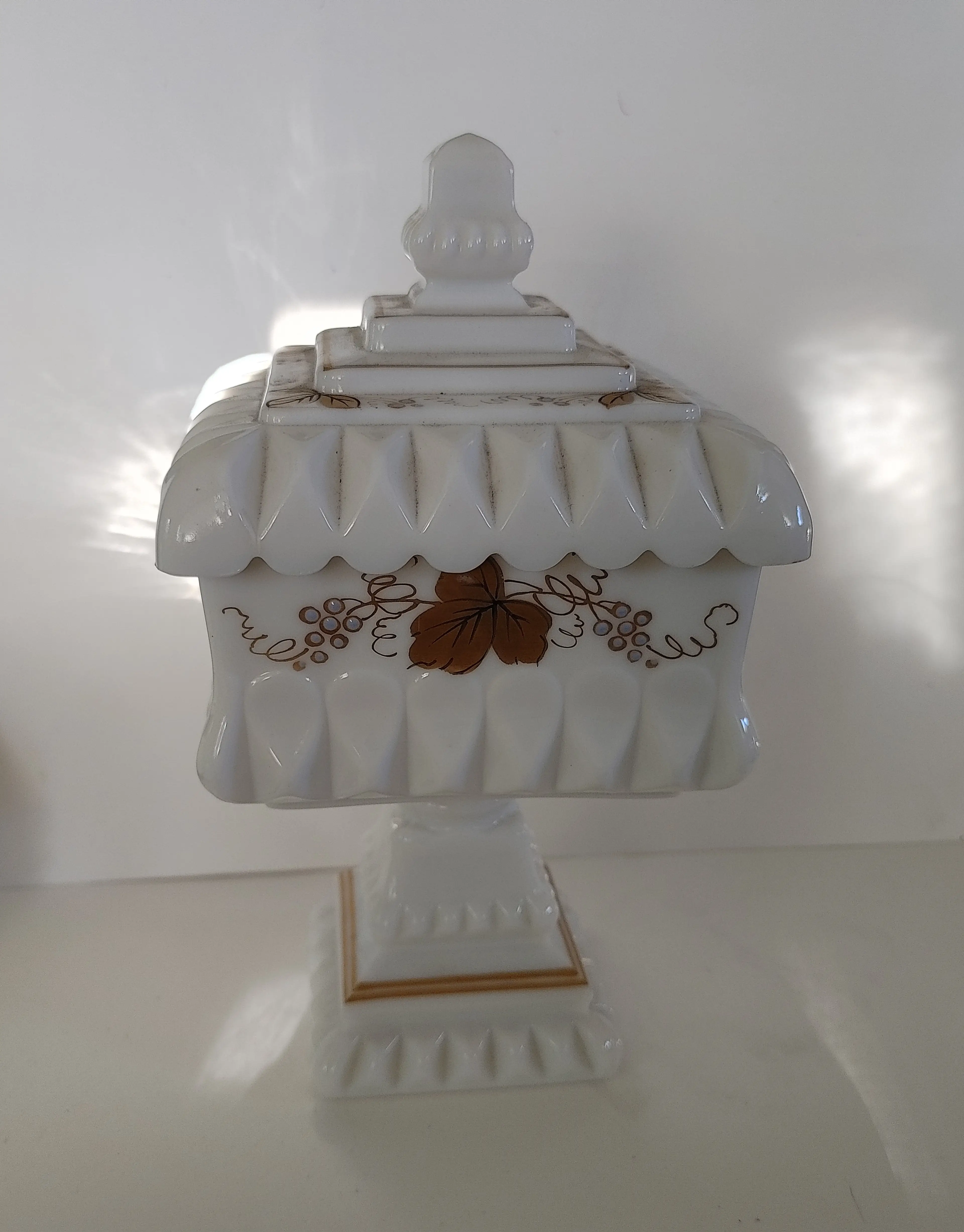 Image 1 of 5