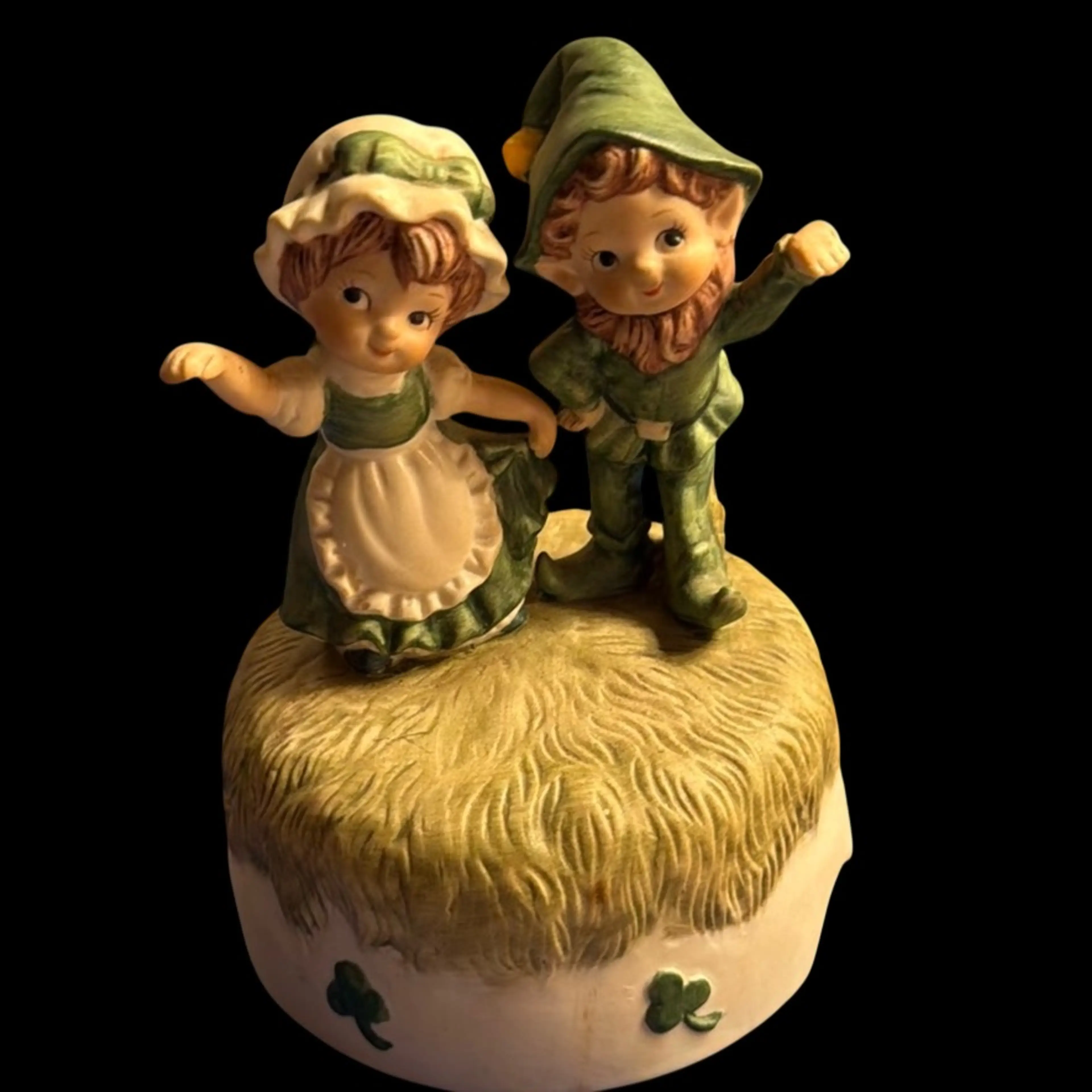 Lefton Ceramic Music Box With 2 Irish Folk