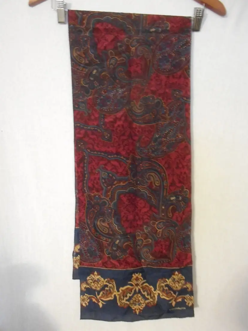 Blue Burgundy Paisley Liz Claiborne rectangle scarf - Estate Find
