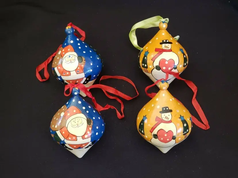 Folk Art CHRISTMAS Ornaments (4 total) Hand Painted-2 sets of 2 similar Vintage