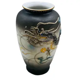 Vtg Dragon Ware Blue Eyed Moriage Japan Retro Stamped 5” Tall Porcelain