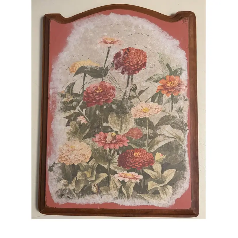 Wood Zinnia Flowers Wall Hanging Plaque 12”x 9”
By Belissa