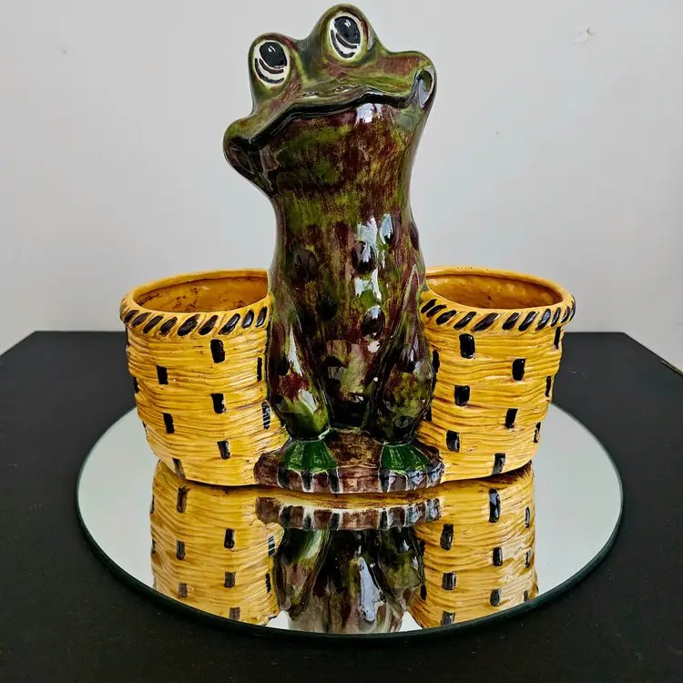 Vintage Ceramic Smiling Frog Toad W/2 Side Woven Basket Planters