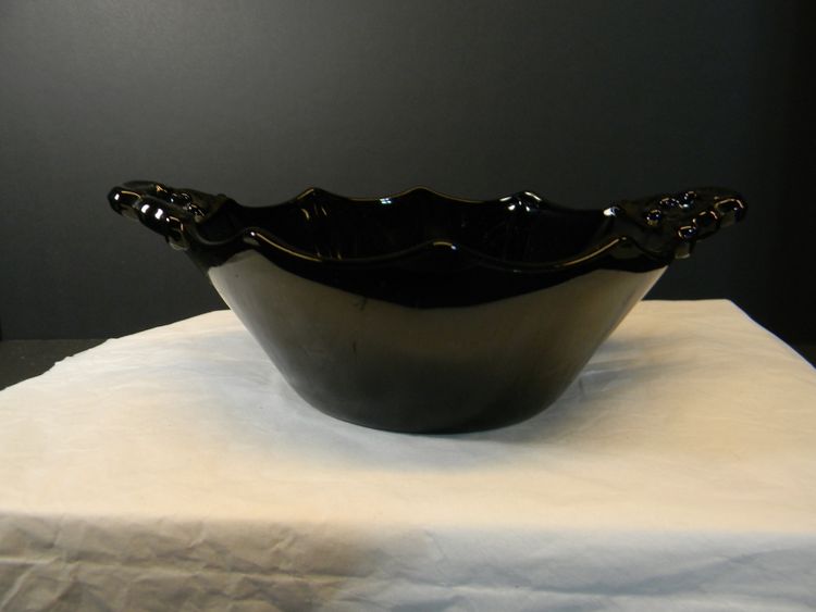 Black Glass Cambridge  Vtg  Has the trademark