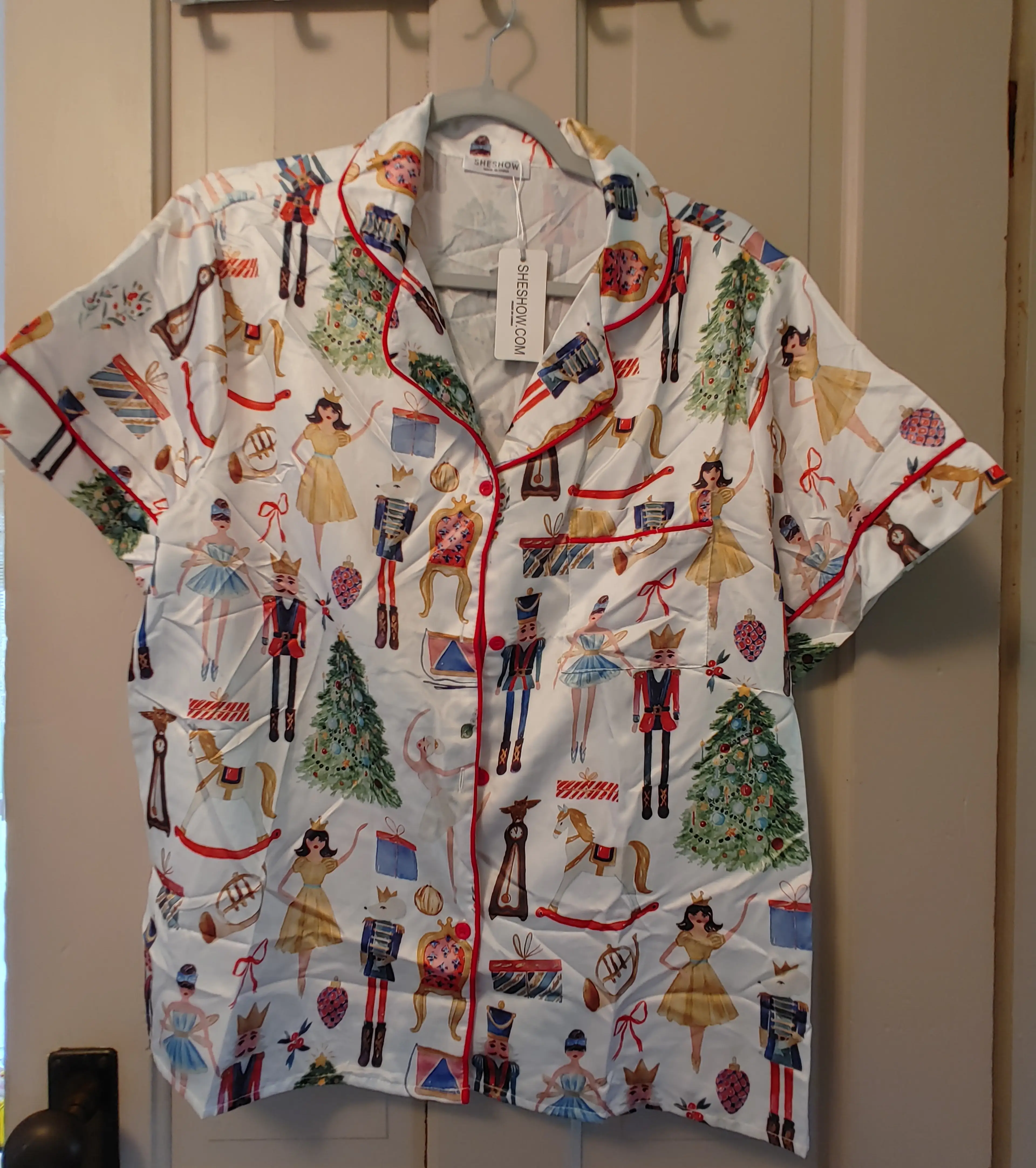 Image 1 of 4