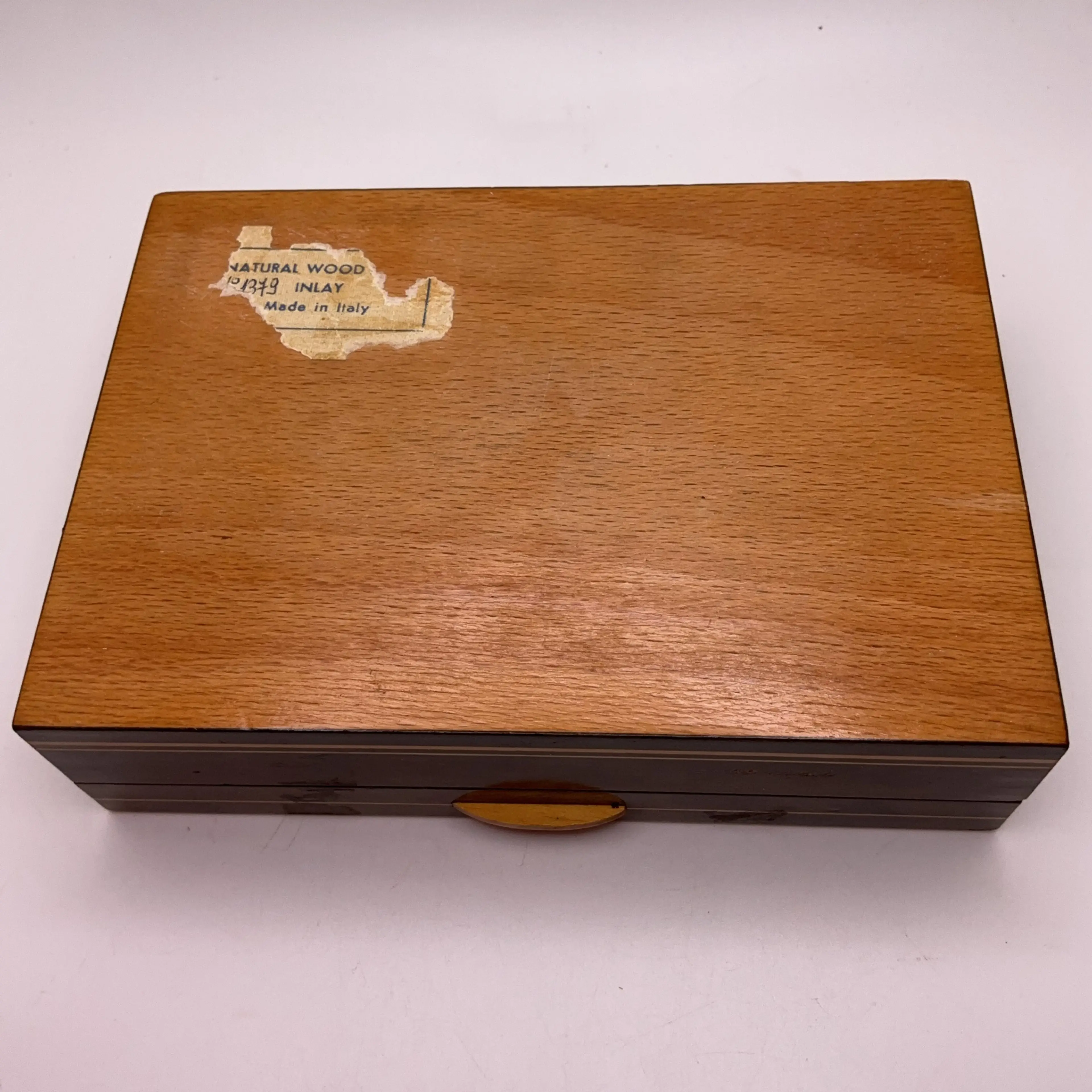 Image 3 of 6
