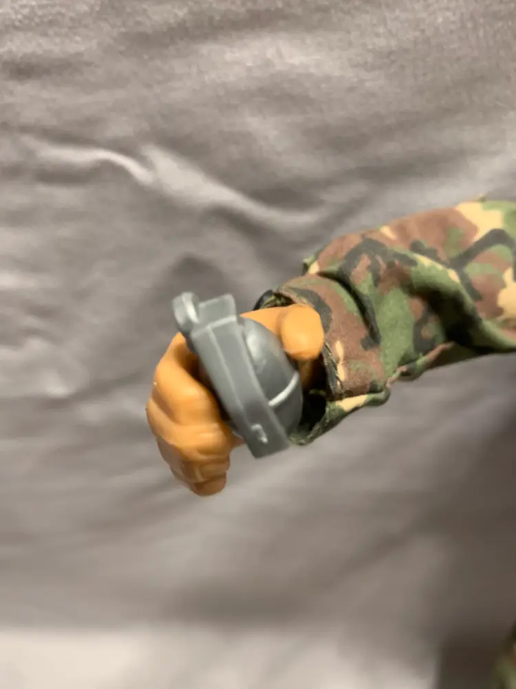 1993 GI JOE - Duke PAWTUSKET Hasbro 11" Army War Action Figure Doll With Grenade
