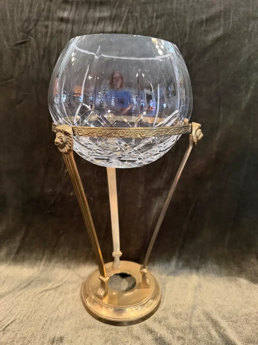 Stunning Decorative Brass Lion Head Stand with Cut Glass Bowl