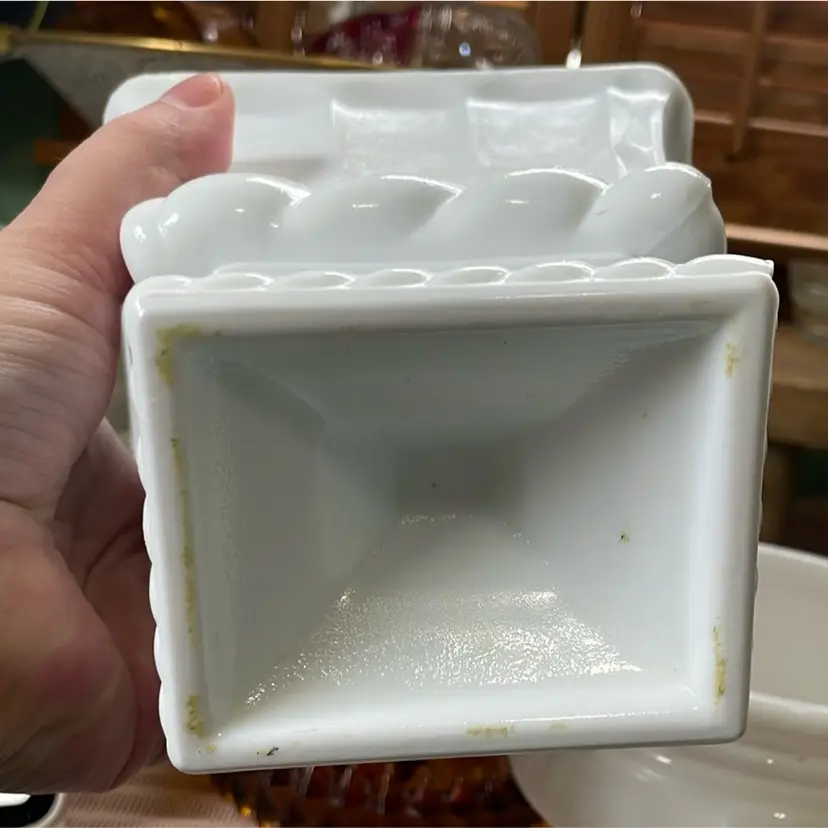 Milk Glass Planter 4”x6”