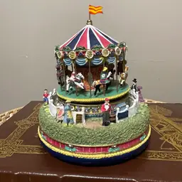 Liberty Falls Vintage The Carousel Comes to Town Musical Merry Go Round