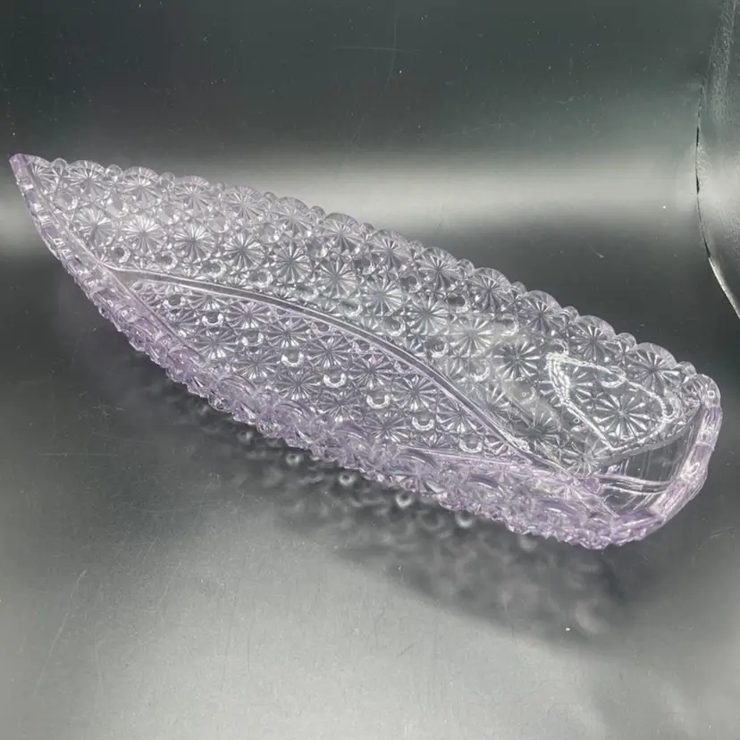 Hobbs Brokunier Amethyst Glass Celery Tray Yacht - Daisy And Button