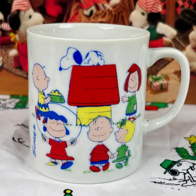 “The Gang’s All Here!” Peanuts Mug
