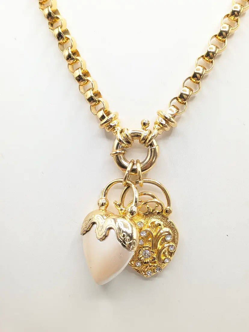 Vintage Joan Rivers Two Heart Charm Gold Tone Necklace