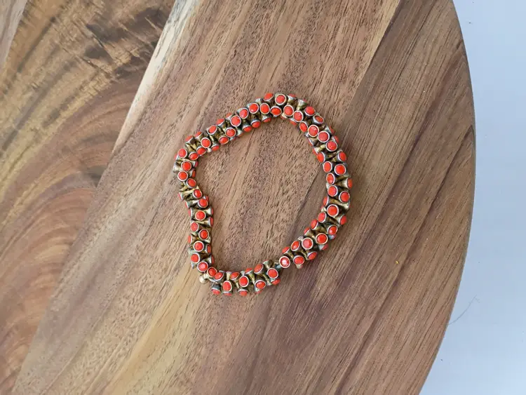 Stella & Dot Stretchy Gold Tone with Glow in Dark Orange Enamel Bracelet 7-8"