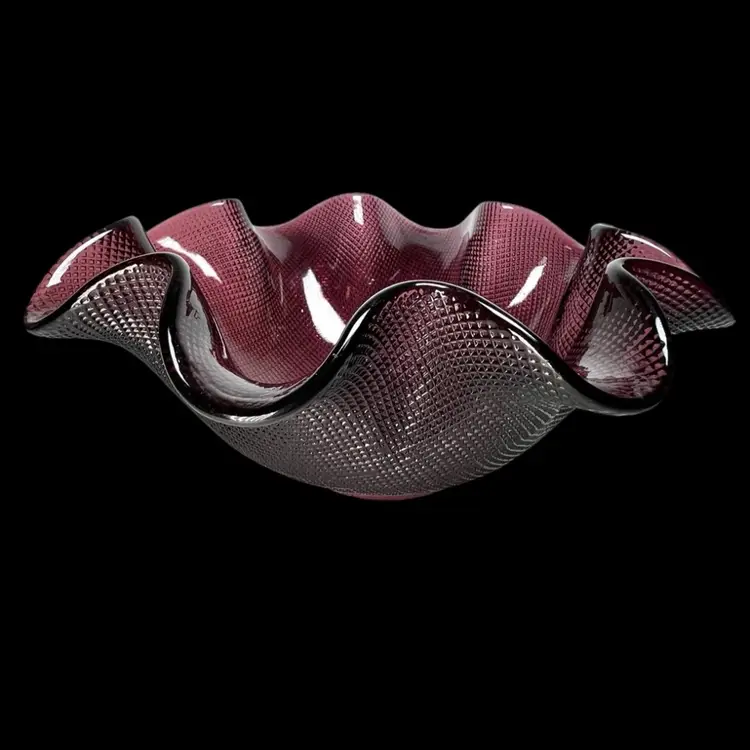 8-3/4” Amethyst Purple Colony Ruffled Waffle Weave Serving / Popcorn Bowl. Great Pattern!